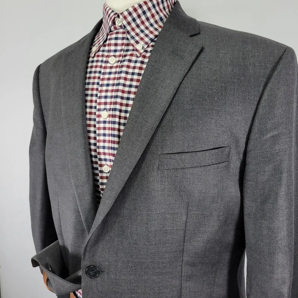 Jos. A. Bank customer fit sleeves